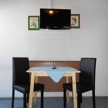 Thorerhof Guest house *